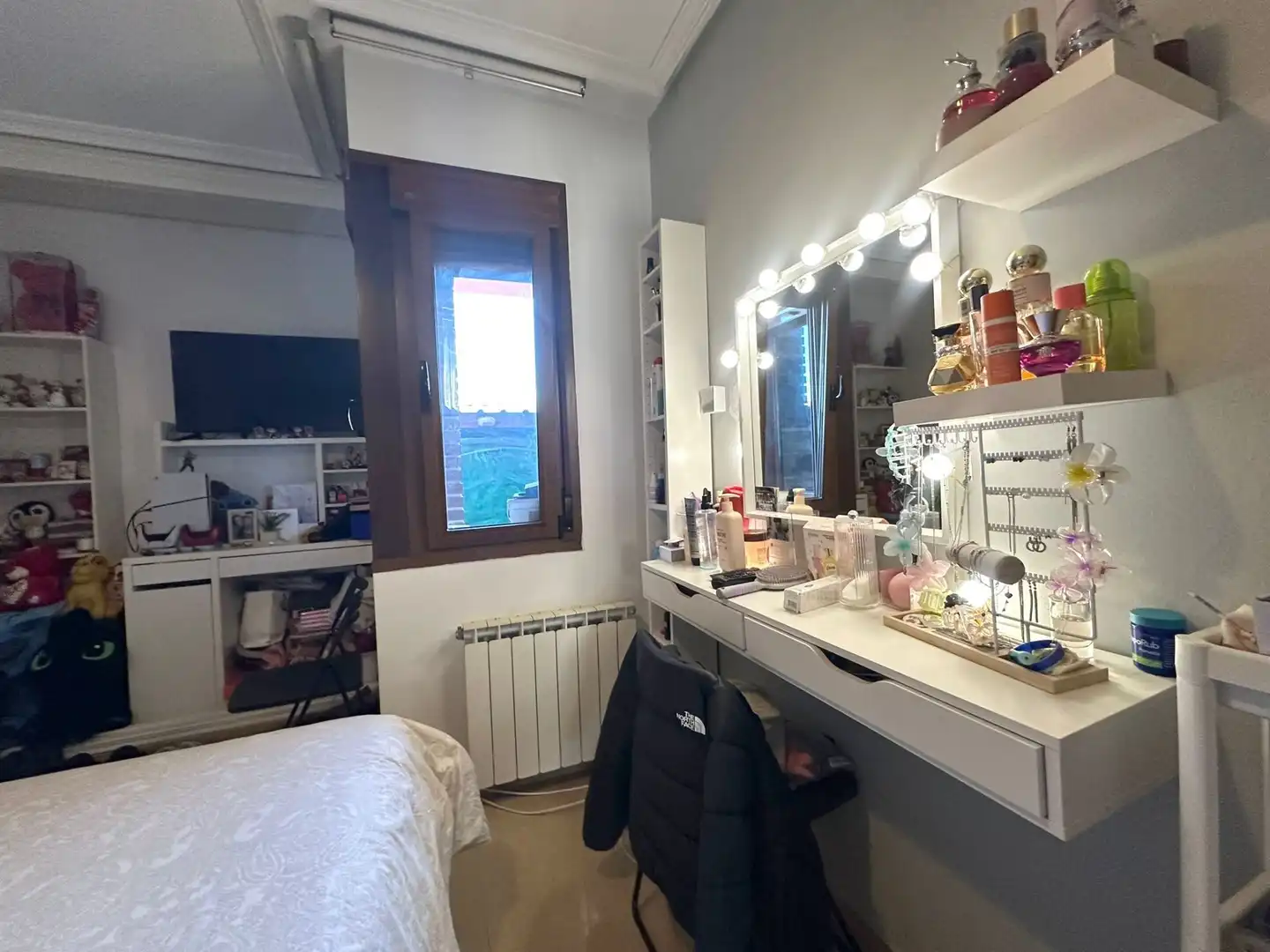 Dormitori de Casa o xalet en venda en Nuevo Baztán amb Calefacció, Jardí privat i Traster