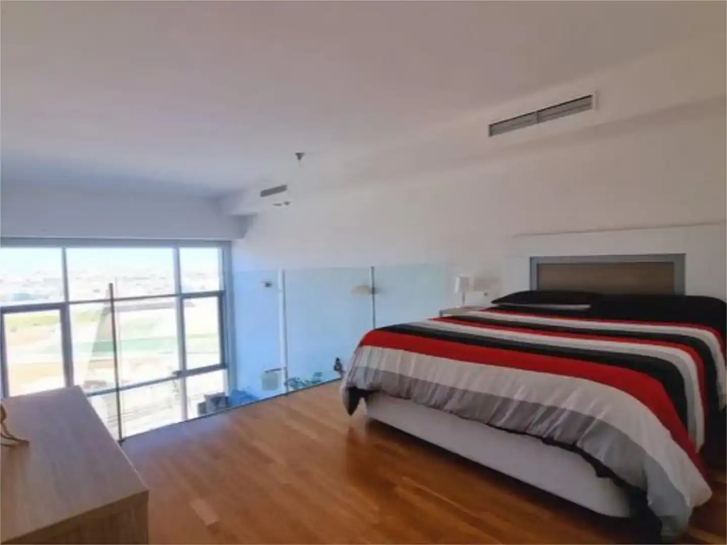 Bedroom of Apartments for rent in  Valencia Capital  with Air Conditioner