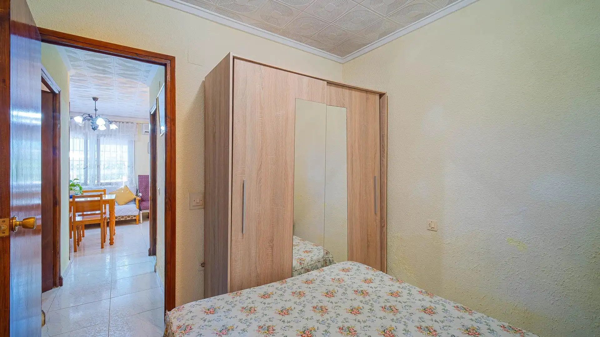 Habitación de Casa o chalet en venta en Torrevieja con Jardín privado, Terraza y Trastero