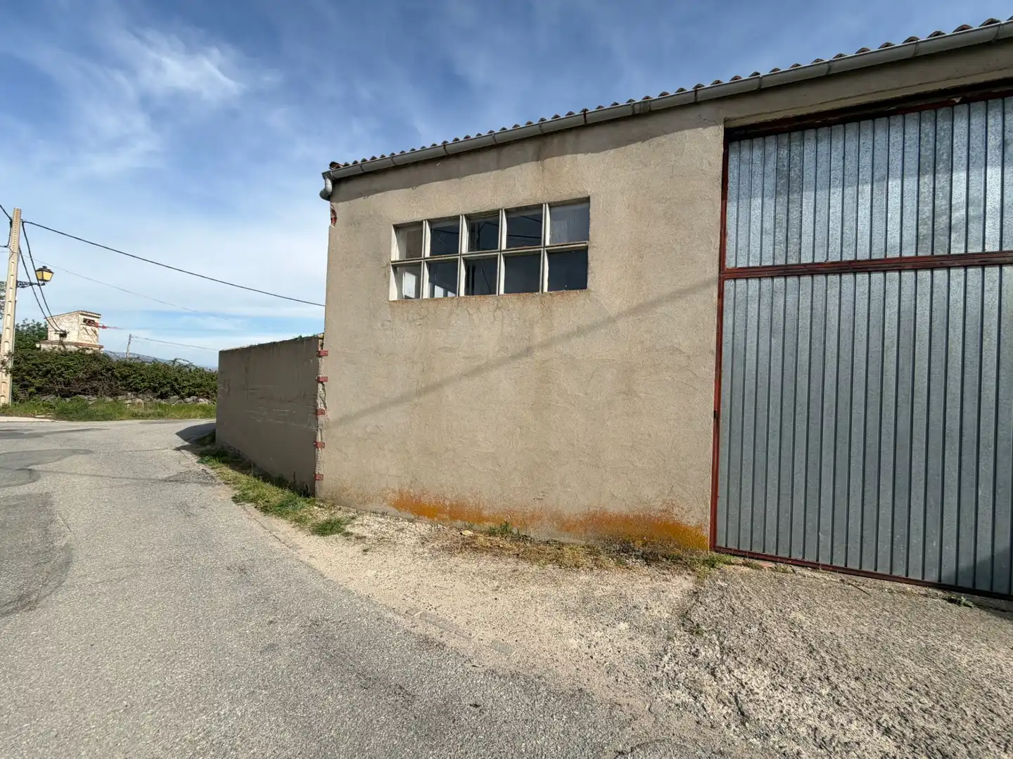 Vista exterior de Nave industrial en venta en Ávila