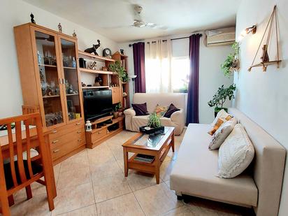 Living room of Flat for sale in Fuengirola  with Air Conditioner