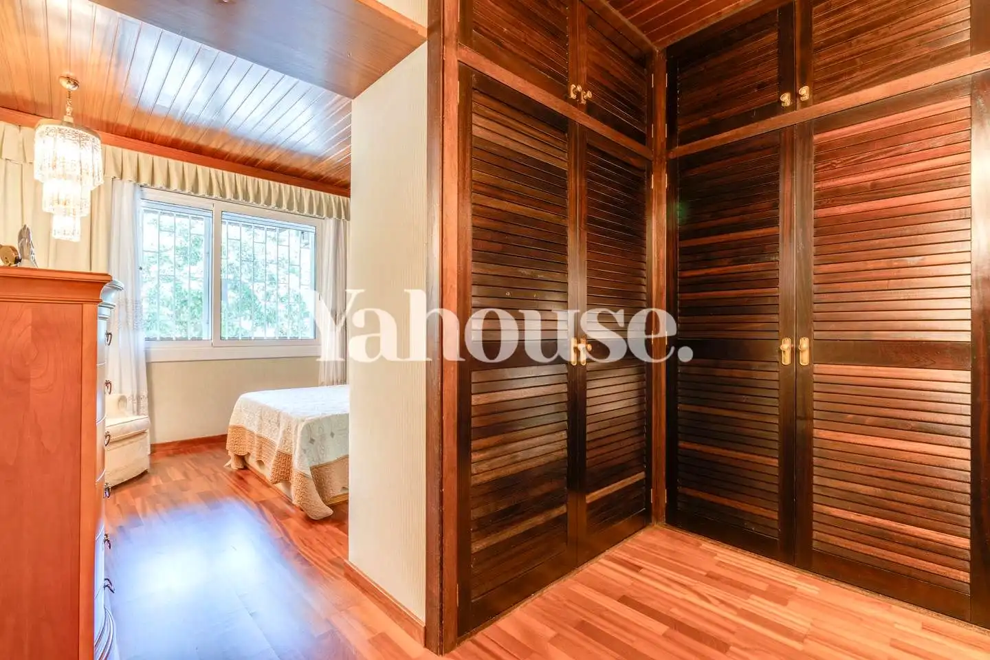 Bedroom of Flat for sale in Barcelona