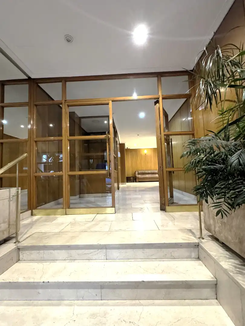 Flat for sale in Madrid  with Air Conditioner and Heating