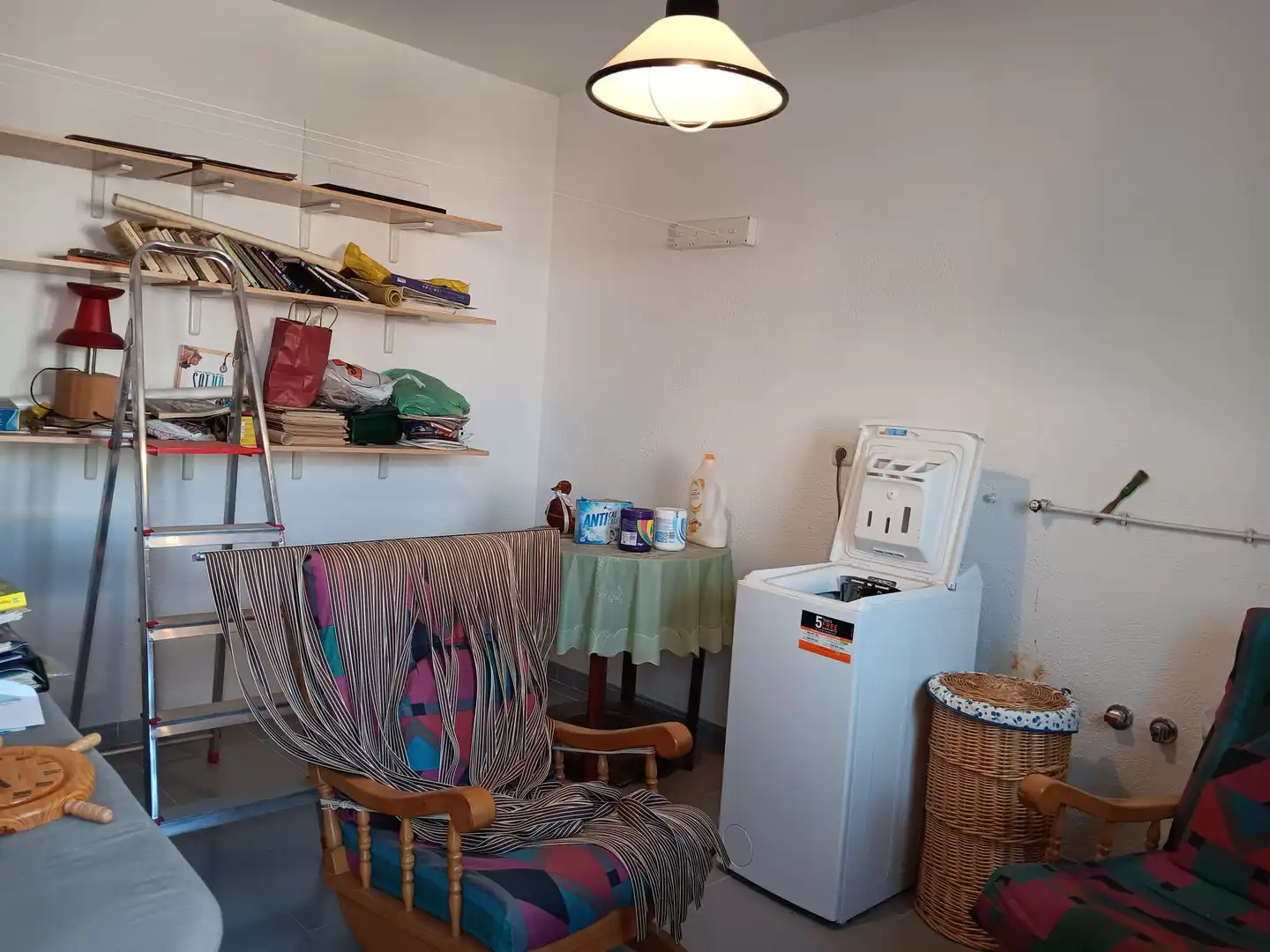 Maisonette zum Verkauf in Camarles mit Heizung, Terrasse und Abstellraum