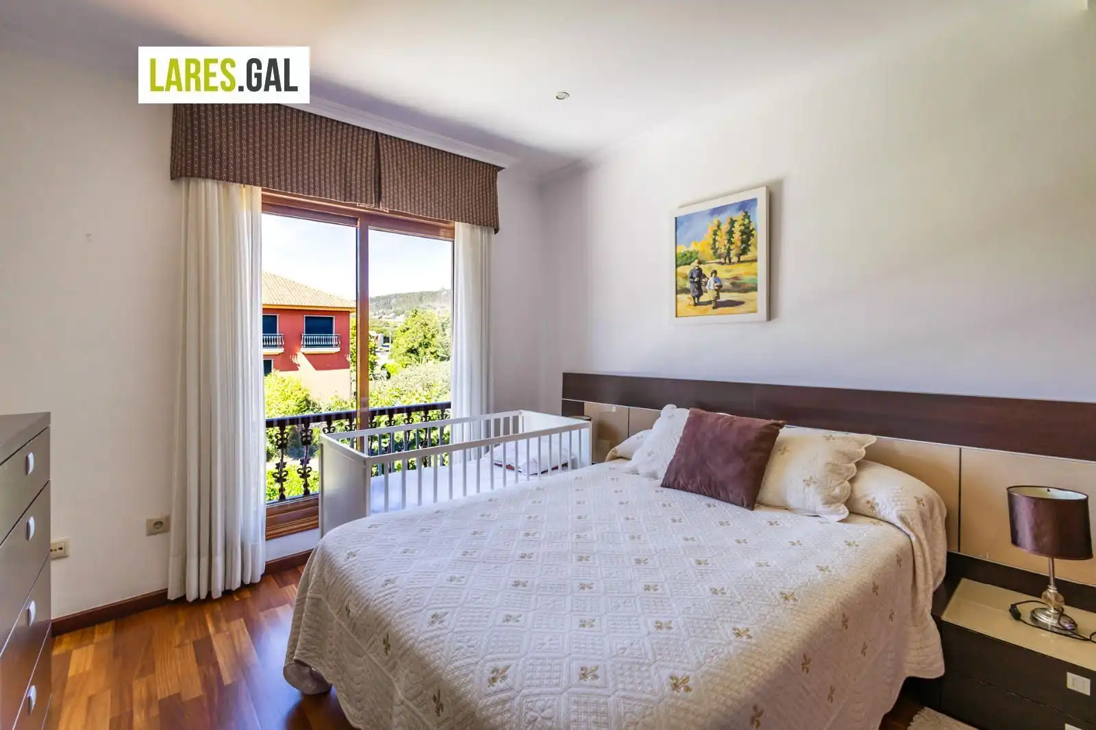 Schlafzimmer von Einfamilien-Reihenhaus zum Verkauf in Cangas  mit Heizung, Terrasse und Abstellraum