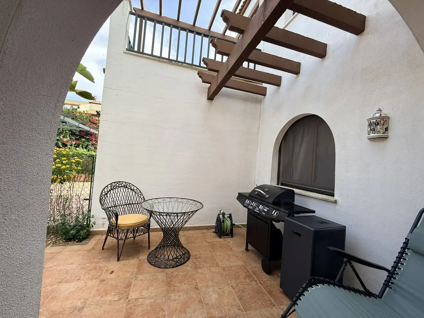 Semi-detached house with pool for sale in Costa Esuri, imagen 16