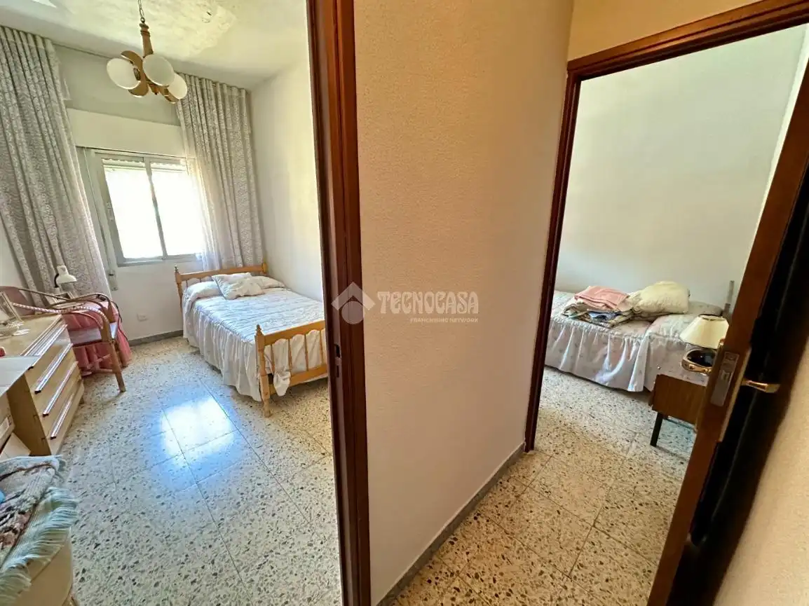 Bedroom of Detached homes for sale in Marchamalo  with Heating