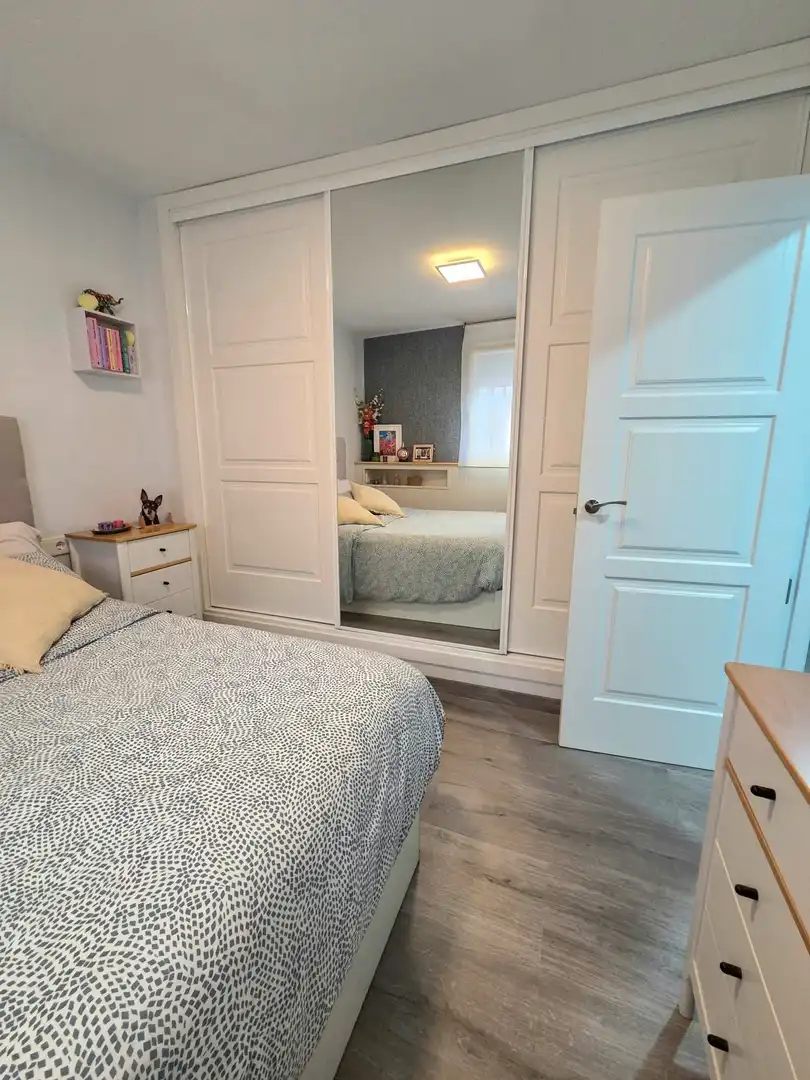 Schlafzimmer von Haus oder Chalet zum Verkauf in Torrent mit Klimaanlage, Privatgarten und Abstellraum