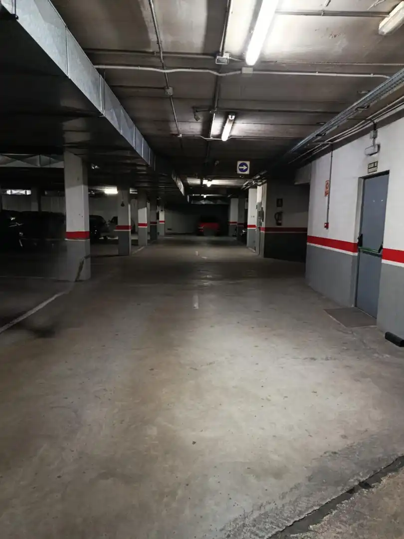 Parkplatz von Garage zur Miete in Valladolid