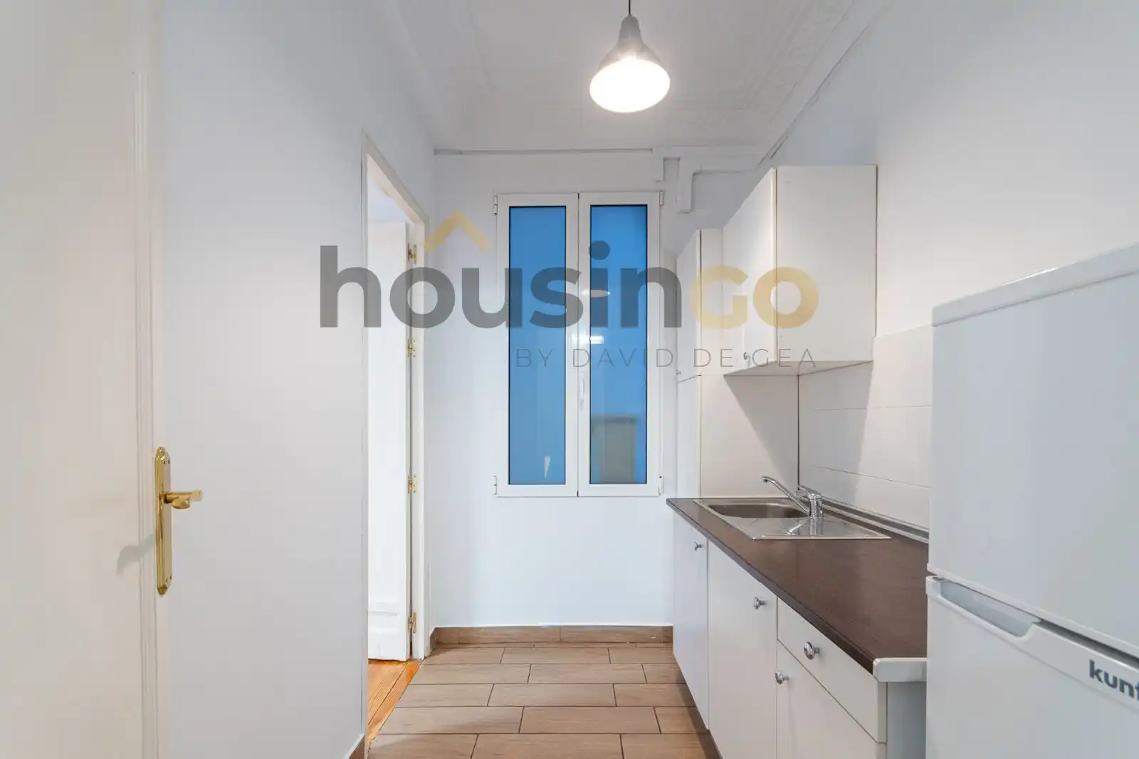 Kitchen of Office for rent in Madrid  with Air Conditioner, Heating and Balcony
