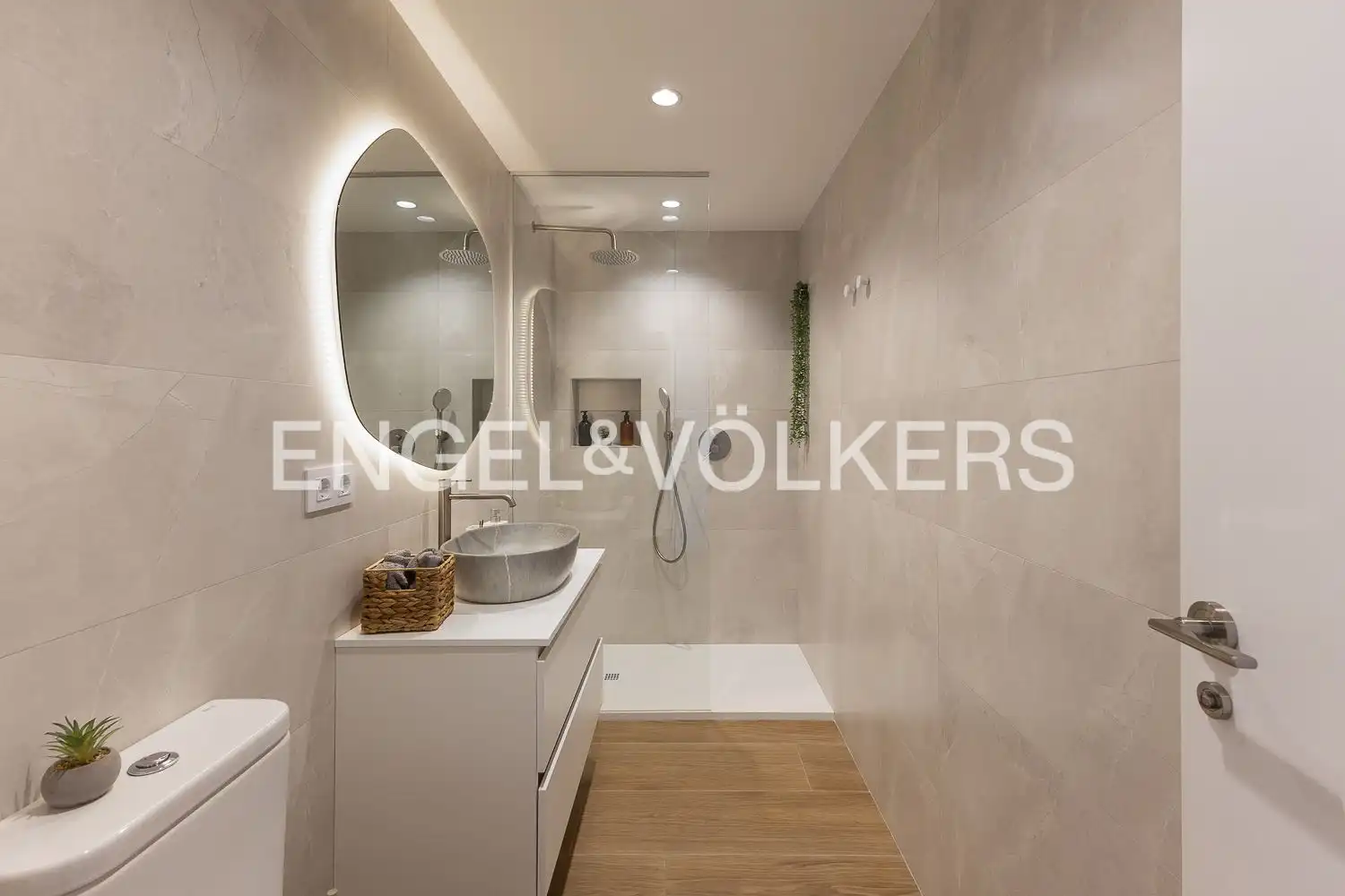 Bathroom of Attic for rent in El Puig de Santa Maria  with Air Conditioner, Heating and Terrace