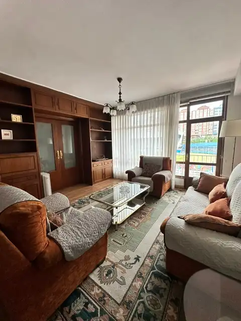 Sala de estar de Piso de alquiler en Avilés con Amueblado