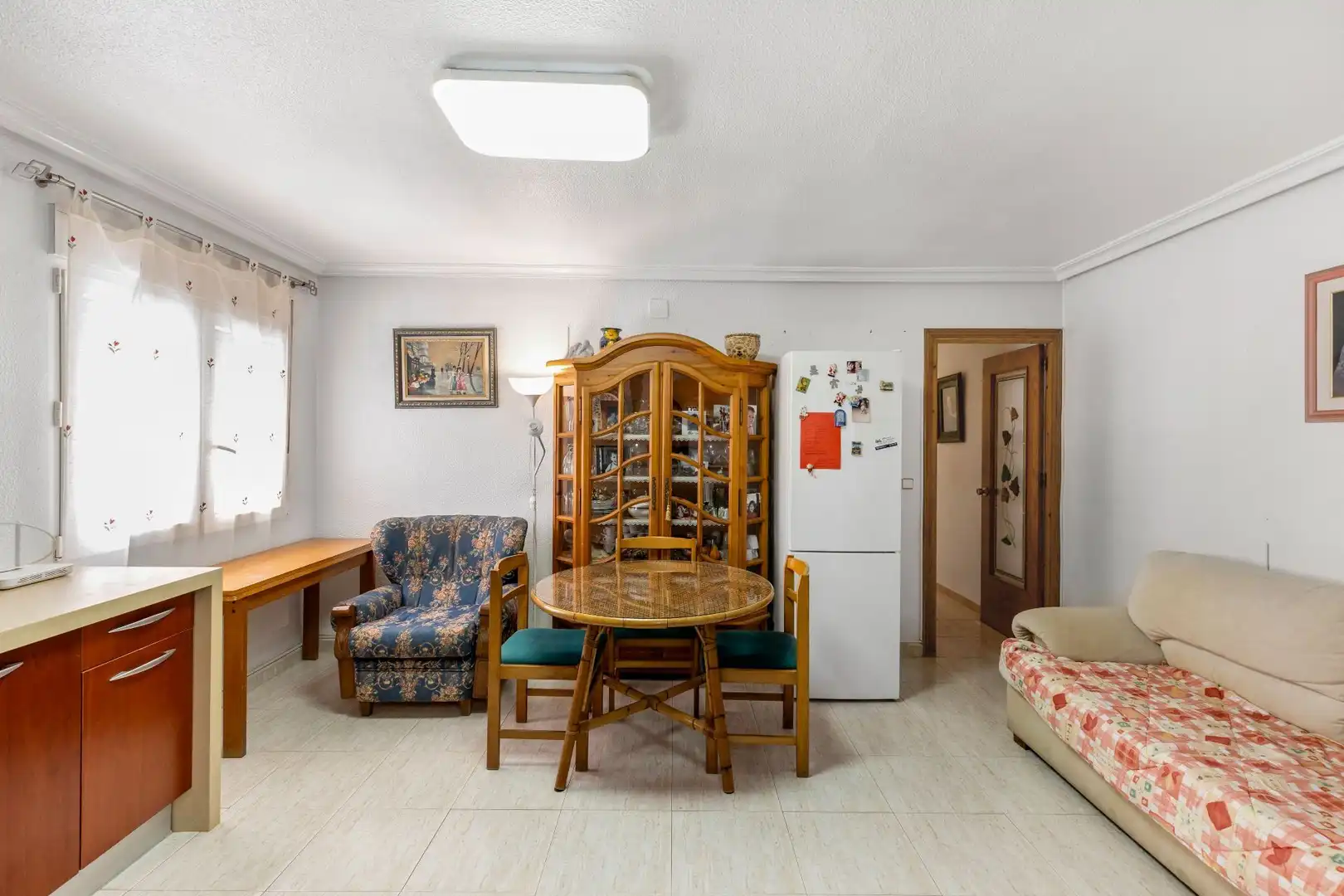 Sala de estar de Casa adosada en venta en Torrevieja con Aire acondicionado, Jardín privado y Terraza