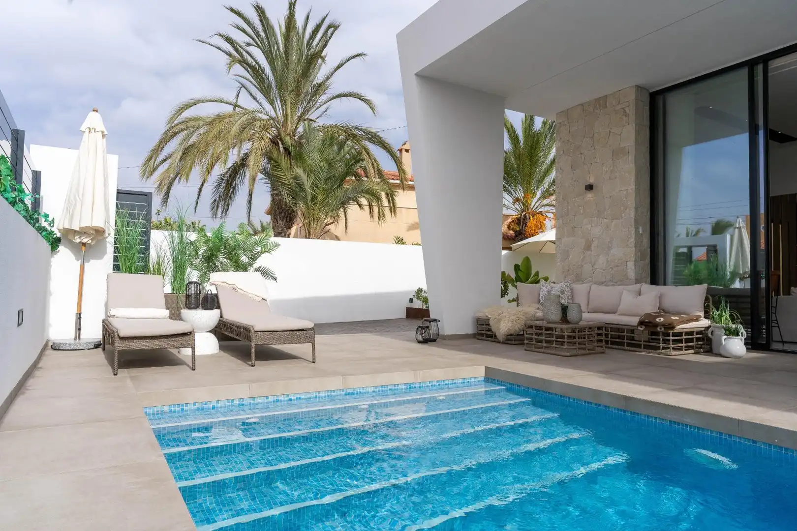 Terrassa de Casa o xalet en venda en Torrevieja amb Aire condicionat, Calefacció i Jardí privat