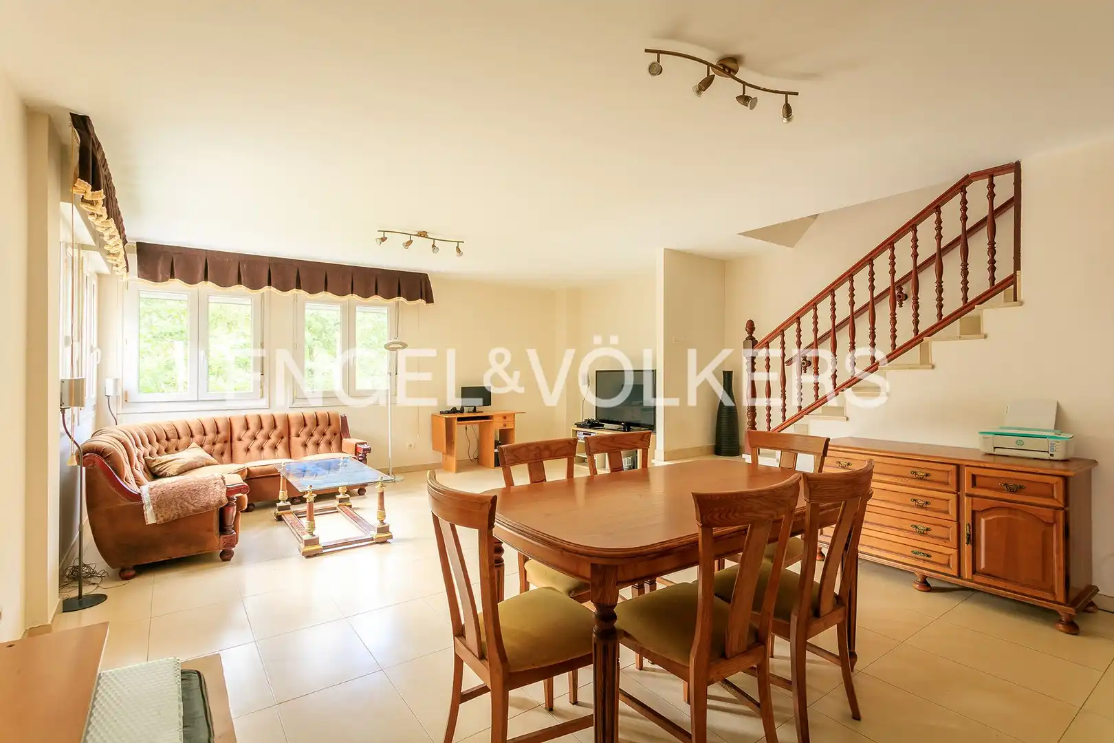 Vista exterior de Casa o chalet en venta en Castro-Urdiales con Calefacción, Jardín privado y Terraza
