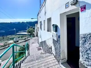 Vista exterior de Casa adosada en venda en Las Palmas de Gran Canaria