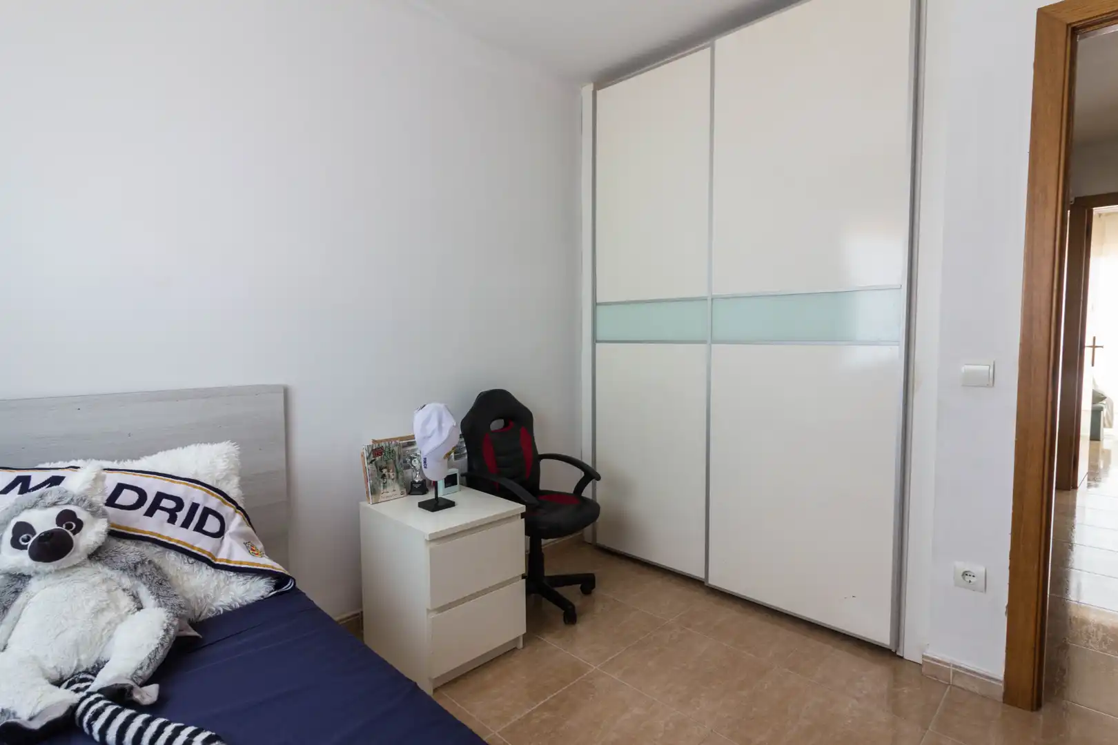 Dormitori de Casa adosada en venda en Mont-roig del Camp amb Aire condicionat, Calefacció i Jardí privat