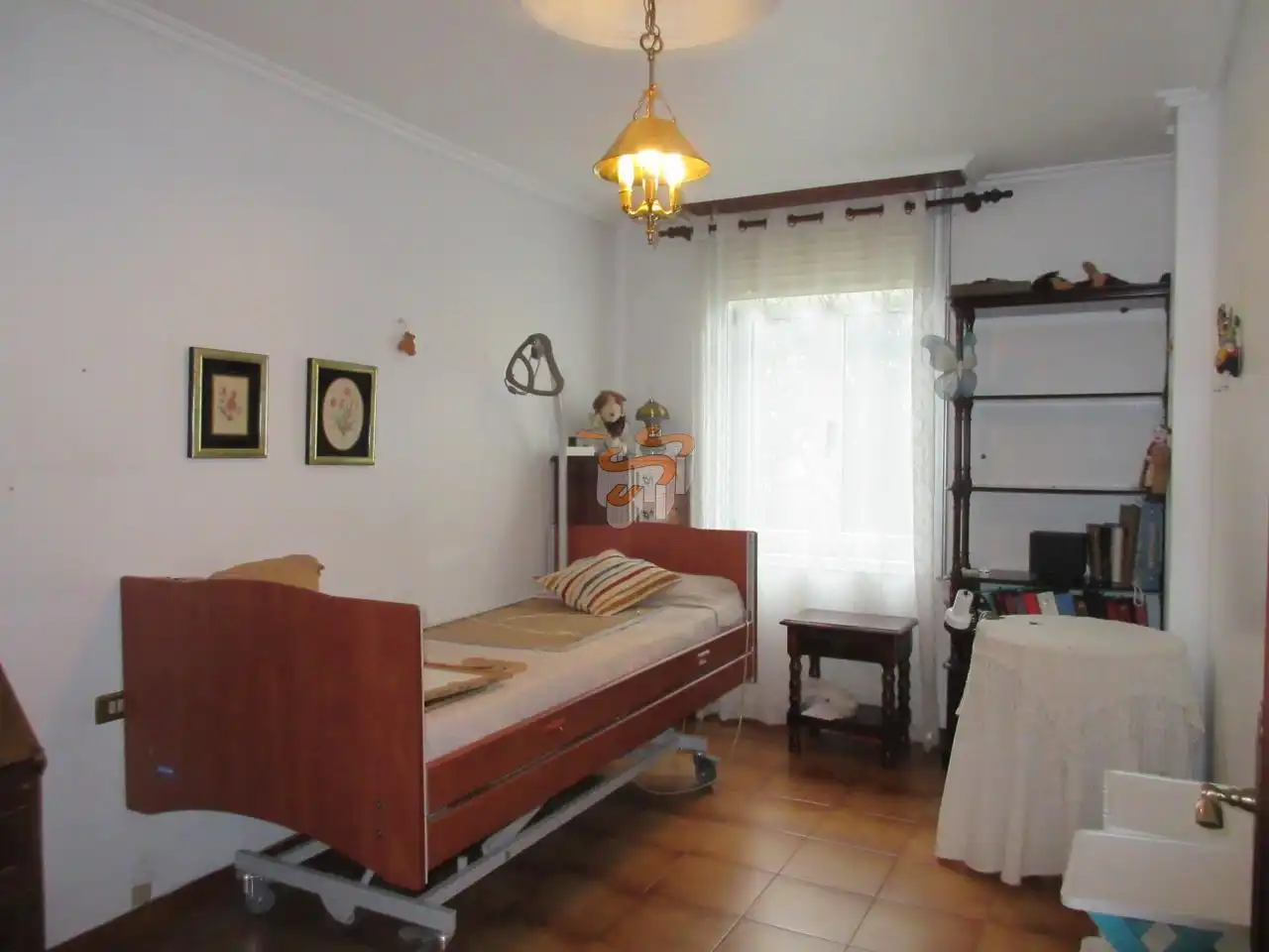 Habitación de Piso en venta en Ferrol con Calefacción y Trastero