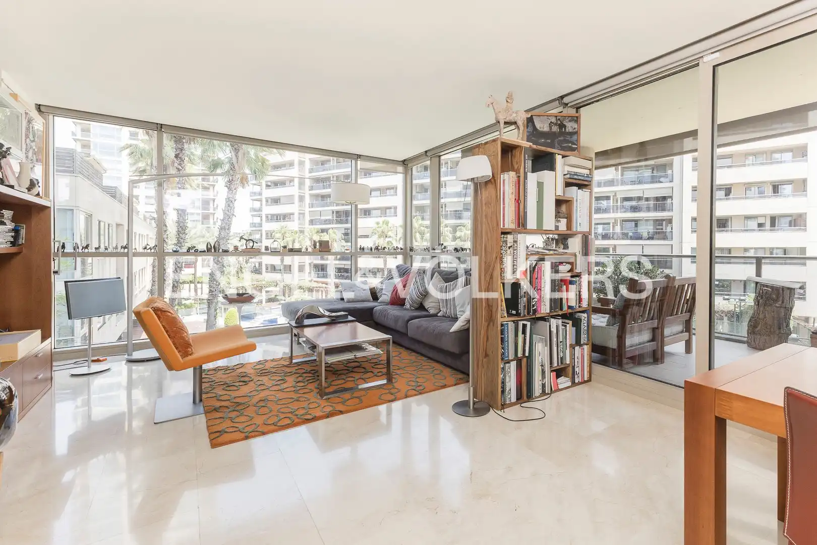 Flat with terrace for sale in Sant Martí