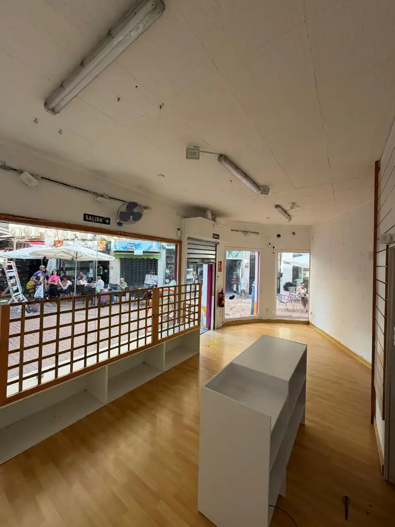 Business premises to rent in Calle Jardines 2, imagen 6