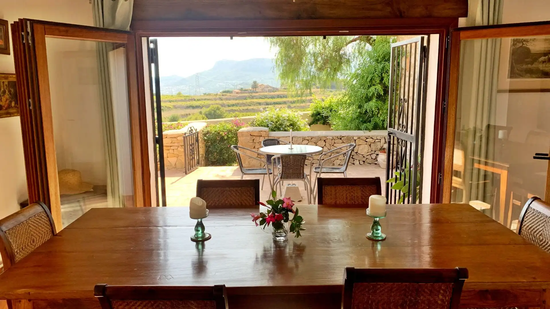 Menjador de Finca rústica en venda en Benissa amb Aire condicionat, Calefacció i Jardí privat