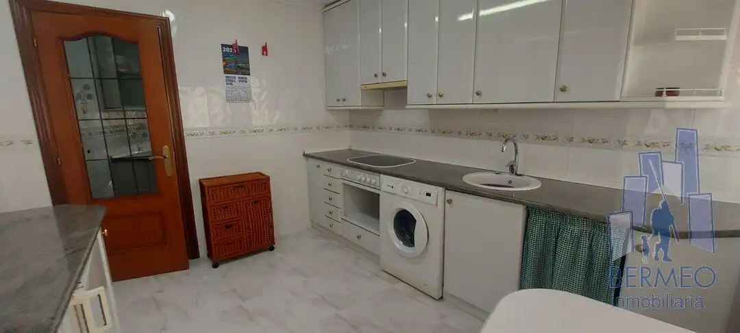 Cocina de Piso en venta en Bermeo con Calefacción y Balcón