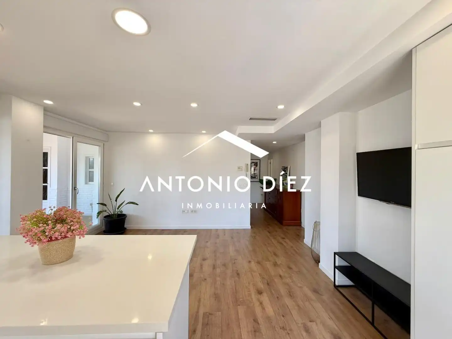 Exterior view of Attic for sale in Aspe  with Air Conditioner, Terrace and Storage room