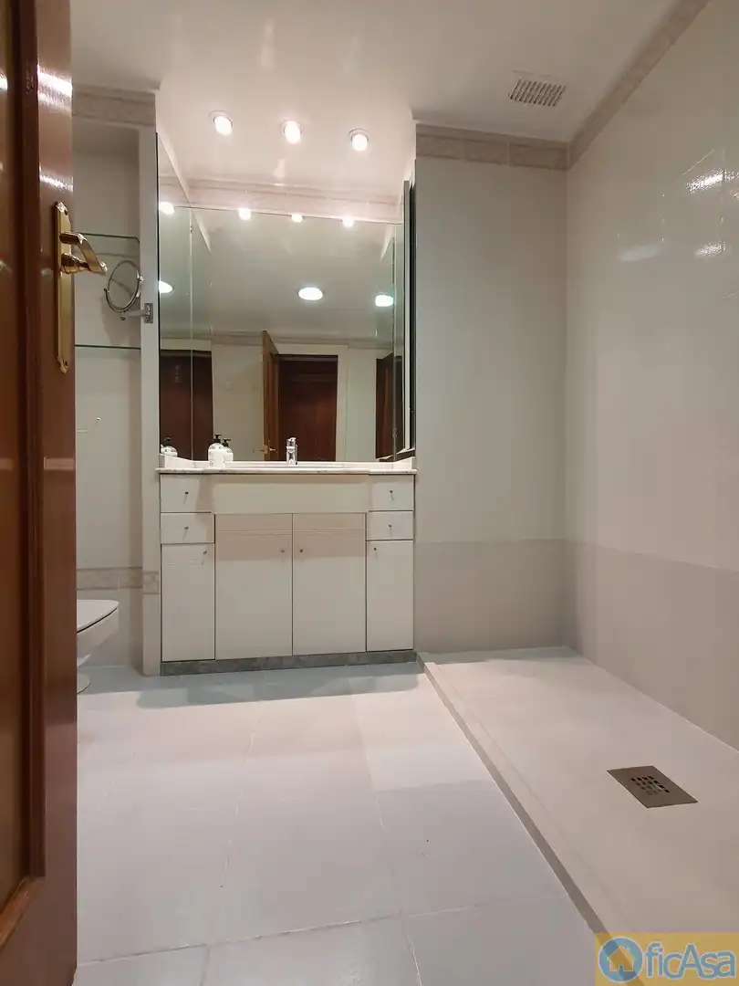 Piso con terraza en venta en Centro, imagen 17
