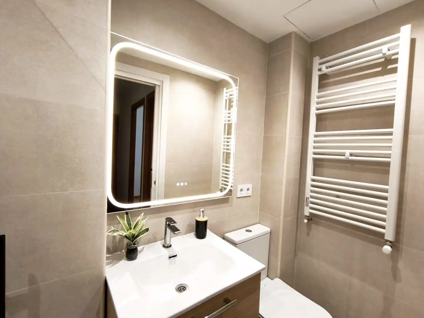 Baño de Piso en venta en La Espinilla - Parque Blanco