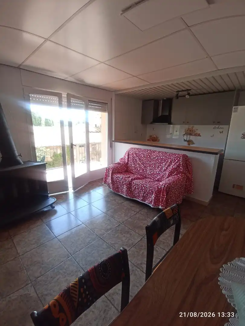 Sala de estar de Piso en venta en Berga con Calefacción, Amueblado y Balcón