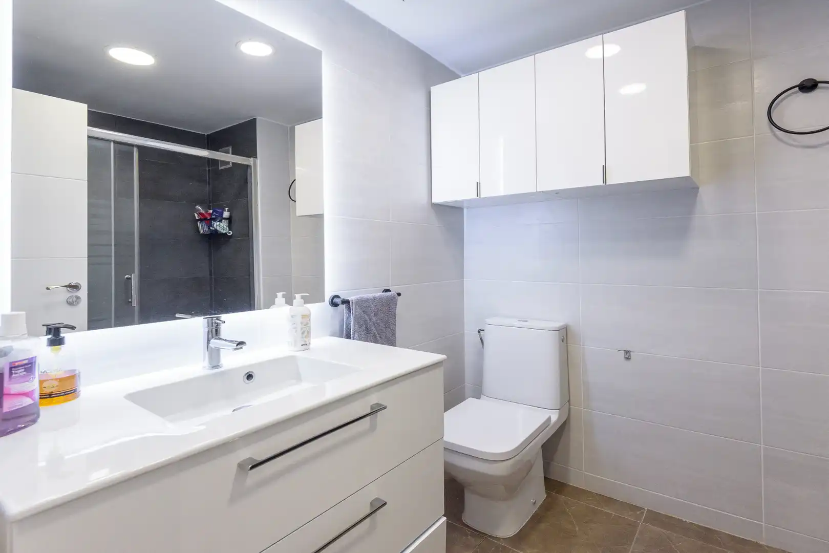Bathroom of Flat for sale in Tarragona  with Air Conditioner, Heating and Storage room