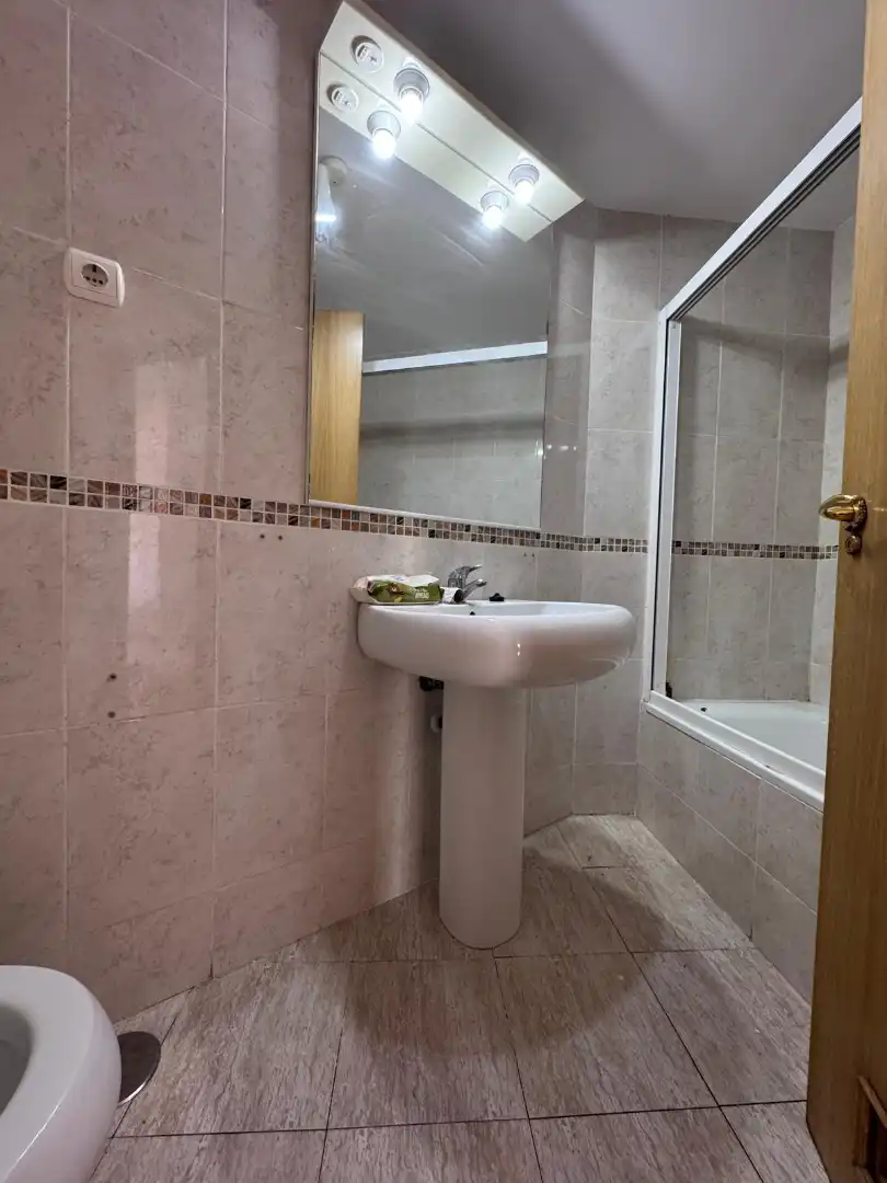 Bathroom of Flat for sale in Fuengirola  with Terrace and Balcony