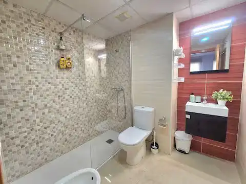 Flat for rent in PINTOR LÓPEZ, Mestrets