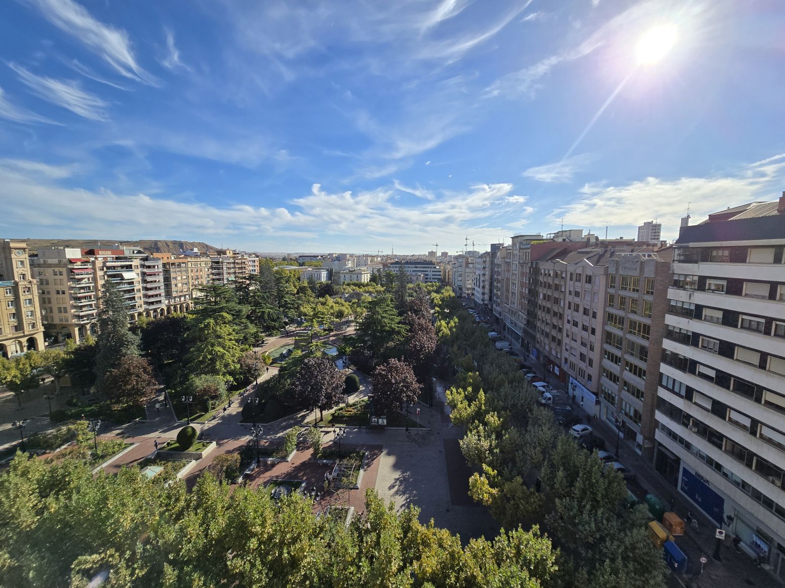 Vista exterior de Piso en venta en  Logroño con Aire acondicionado, Calefacción y Parquet