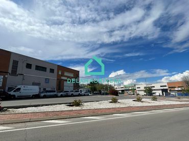 Terreny industrial en venda a Calle Álamo