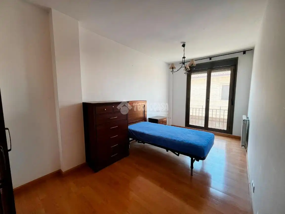 Bedroom of Flat for sale in Sobradiel  with Air Conditioner, Heating and Balcony