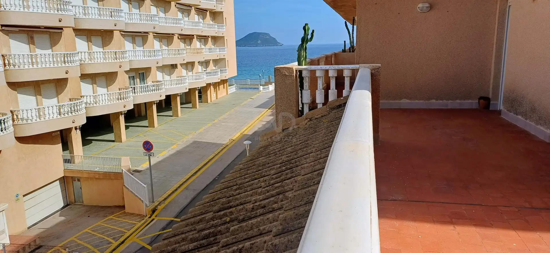 Terrasse von Maisonette zum Verkauf in La Manga del Mar Menor mit Heizung, Terrasse und Schwimmbad
