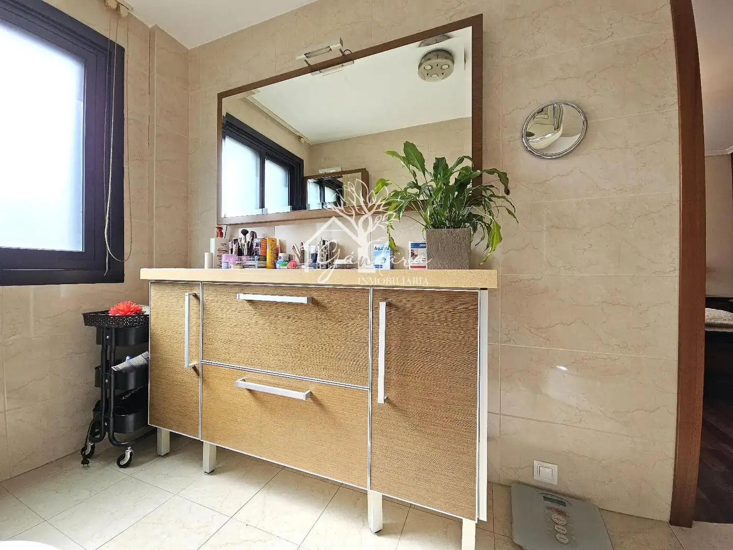 Bany de Casa o xalet en venda en Ferrol amb Calefacció, Jardí privat i Parquet
