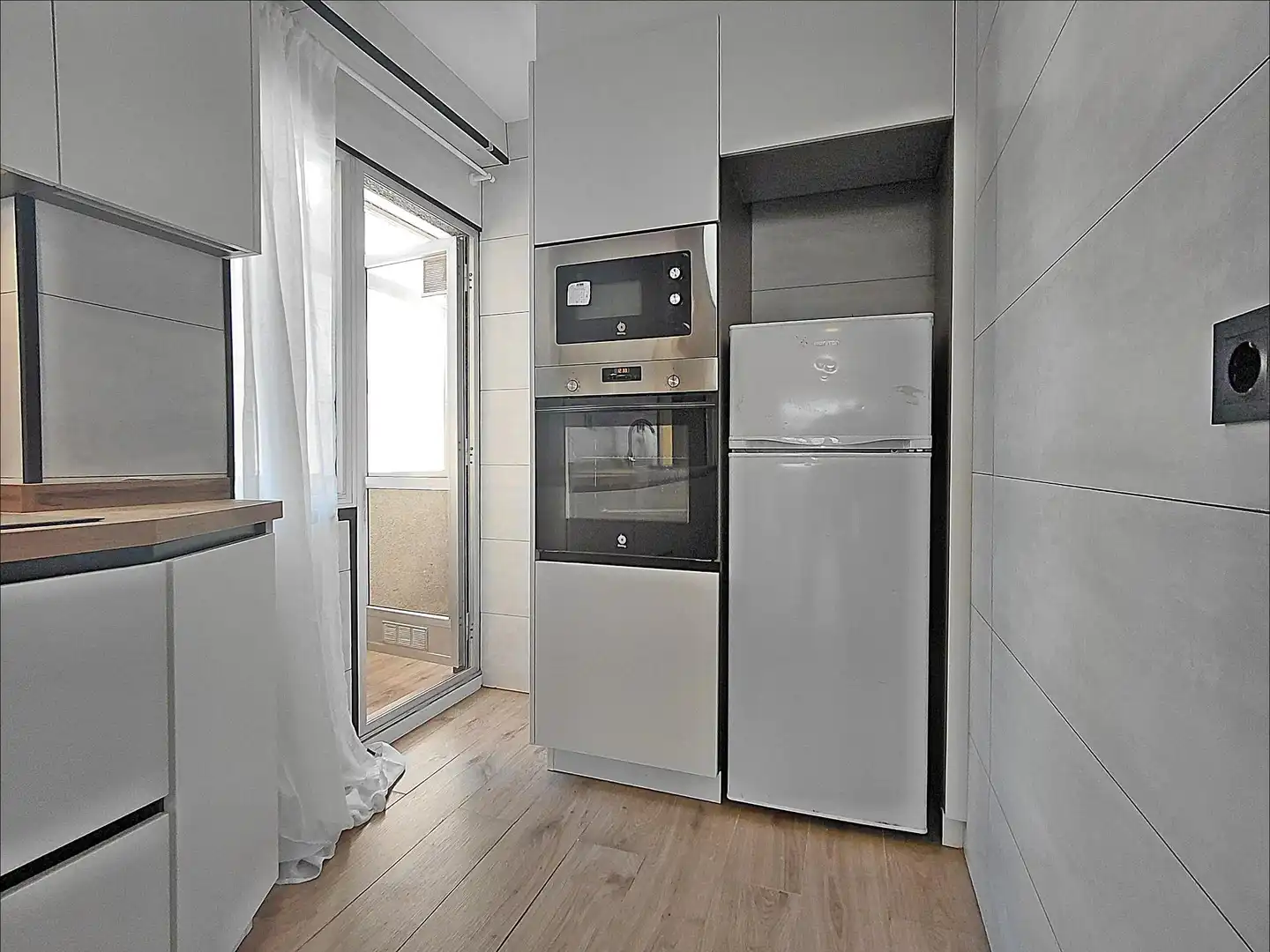 Cocina de Piso en venta en Pontevedra Capital  con Calefacción y Trastero