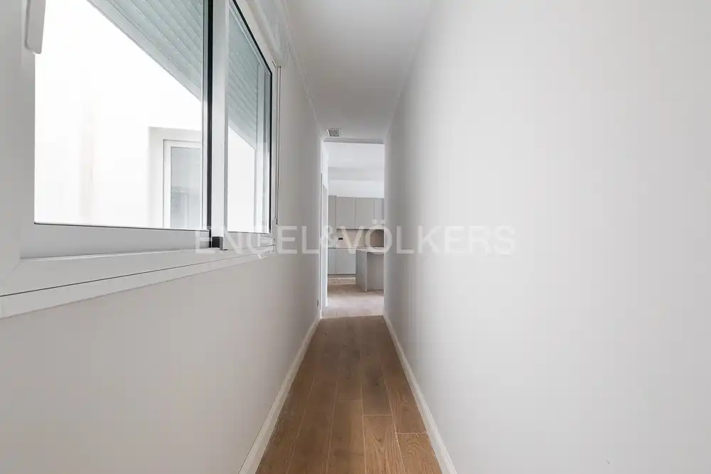 Wohnung zum Verkauf in Valencia mit Klimaanlage, Heizung und Balkon