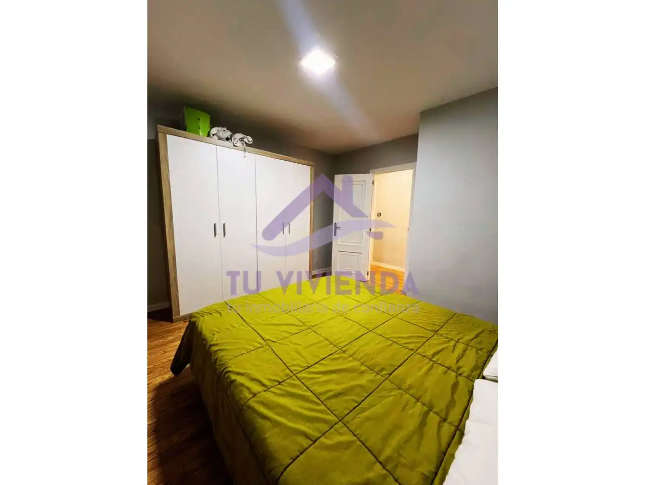 Bedroom of Flat for rent in Valladolid  with Heating, Parquet flooring and Terrace