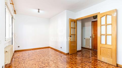 Foto 4 de Ático en venta en Moscardó, Madrid