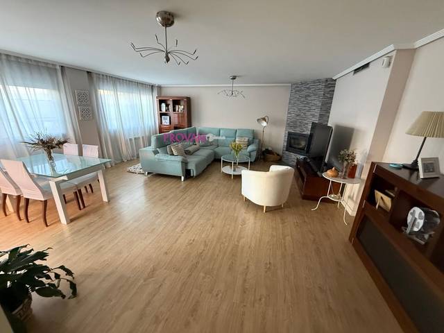 Casa adosada en Venta en Los Hueros