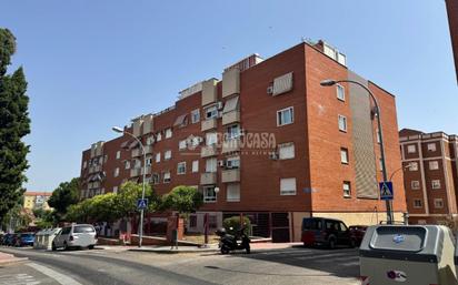 Exterior view of Flat for sale in Valdemoro  with Heating