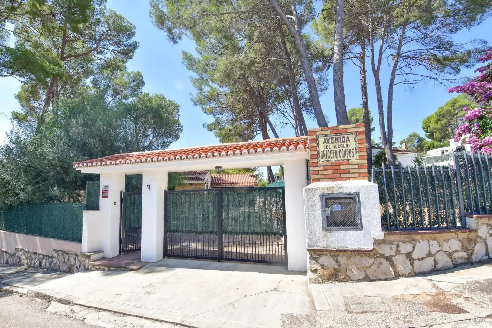 Vista exterior de Casa o chalet en venta en Montserrat con Aire acondicionado, Calefacción y Trastero