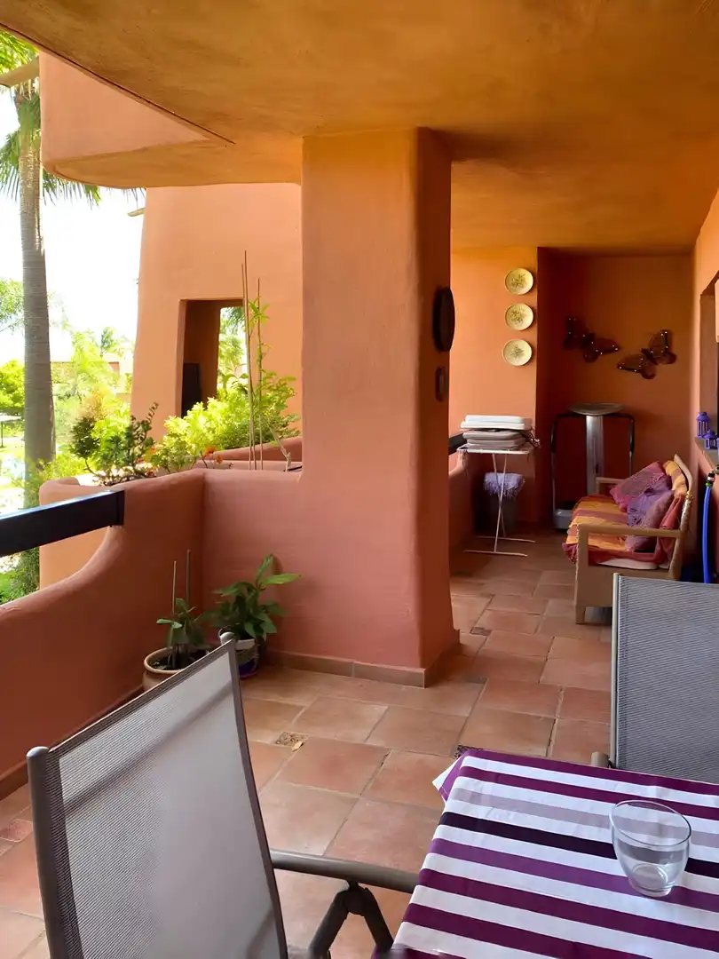 Terrasse von Erdgeschoss zum Verkauf in Marbella mit Klimaanlage, Heizung und Terrasse