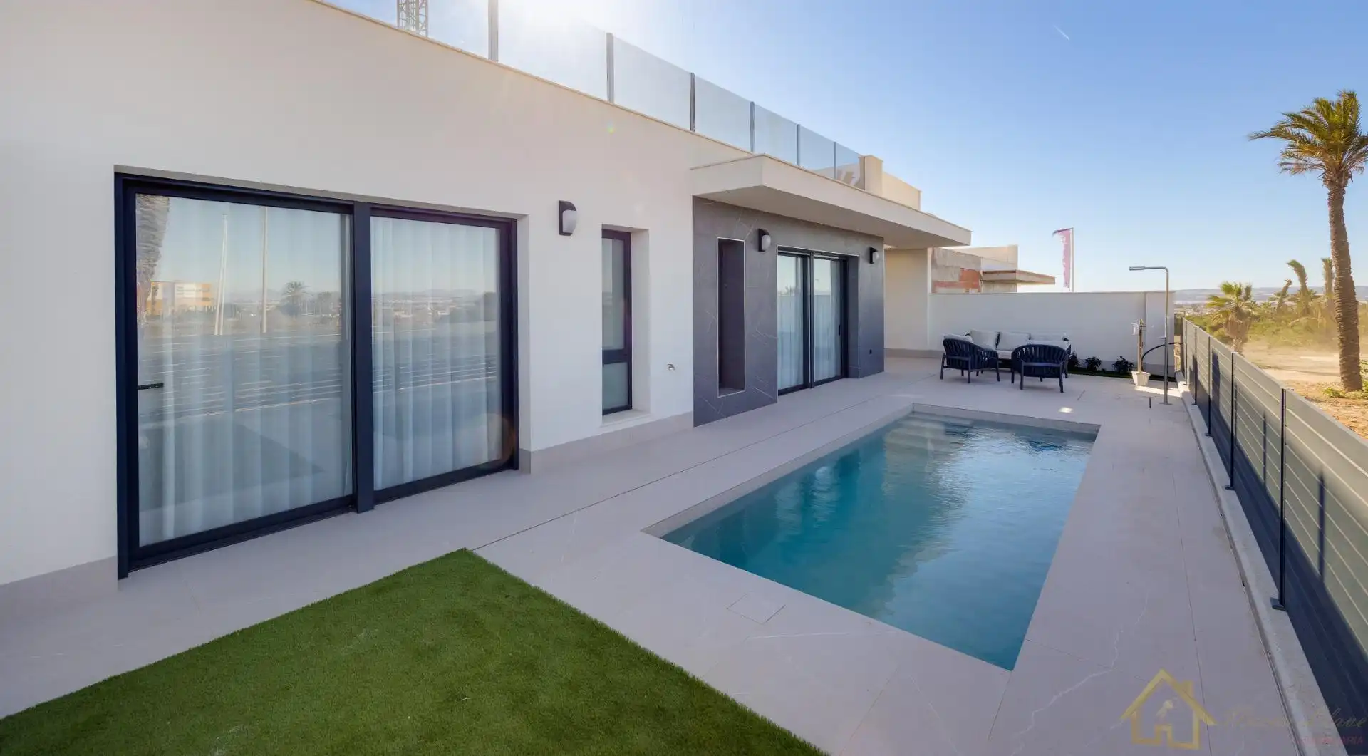 Villa con piscina in vendita a Nueva Torrevieja - Aguas Nuevas