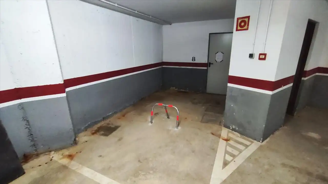 Einzelparkplatz zum Verkauf in Oviedo, imagen 5