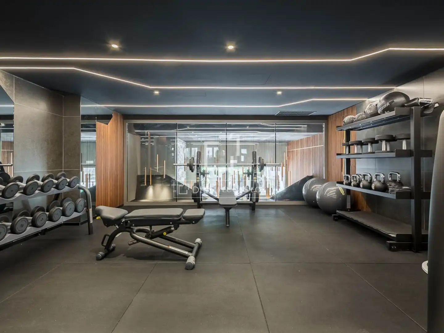 Piso en venta en Barcelona con Aire acondicionado, Terraza y Piscina