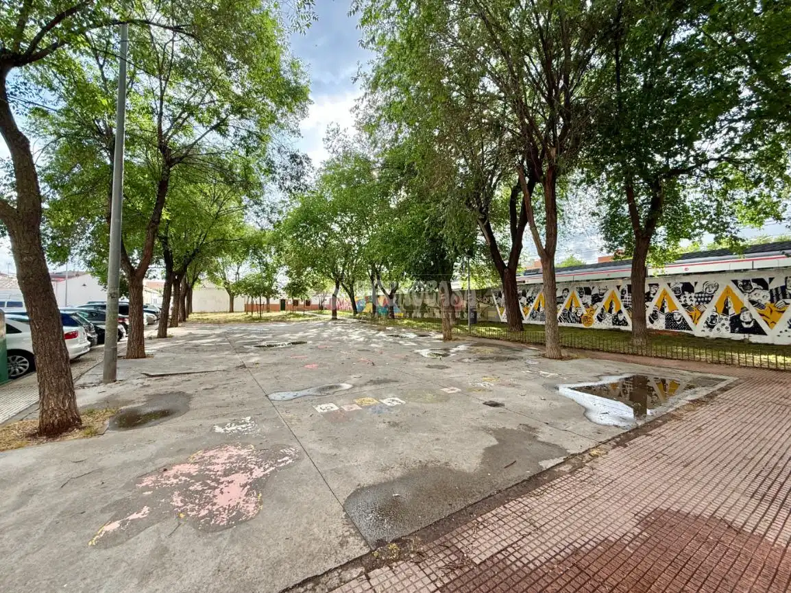 Vista exterior de Piso en venta en Alcalá de Henares con Calefacción y Terraza